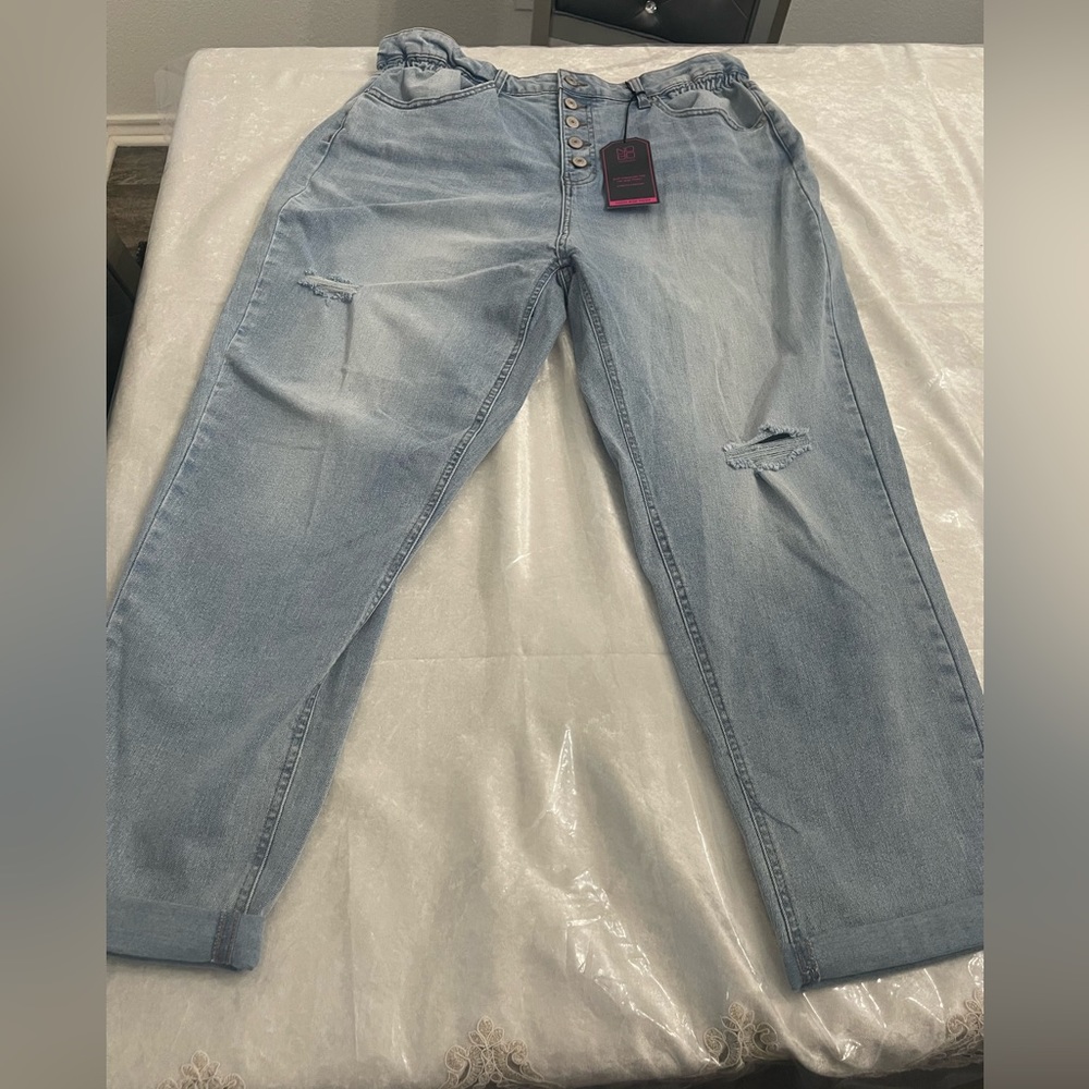 Women’s jeans